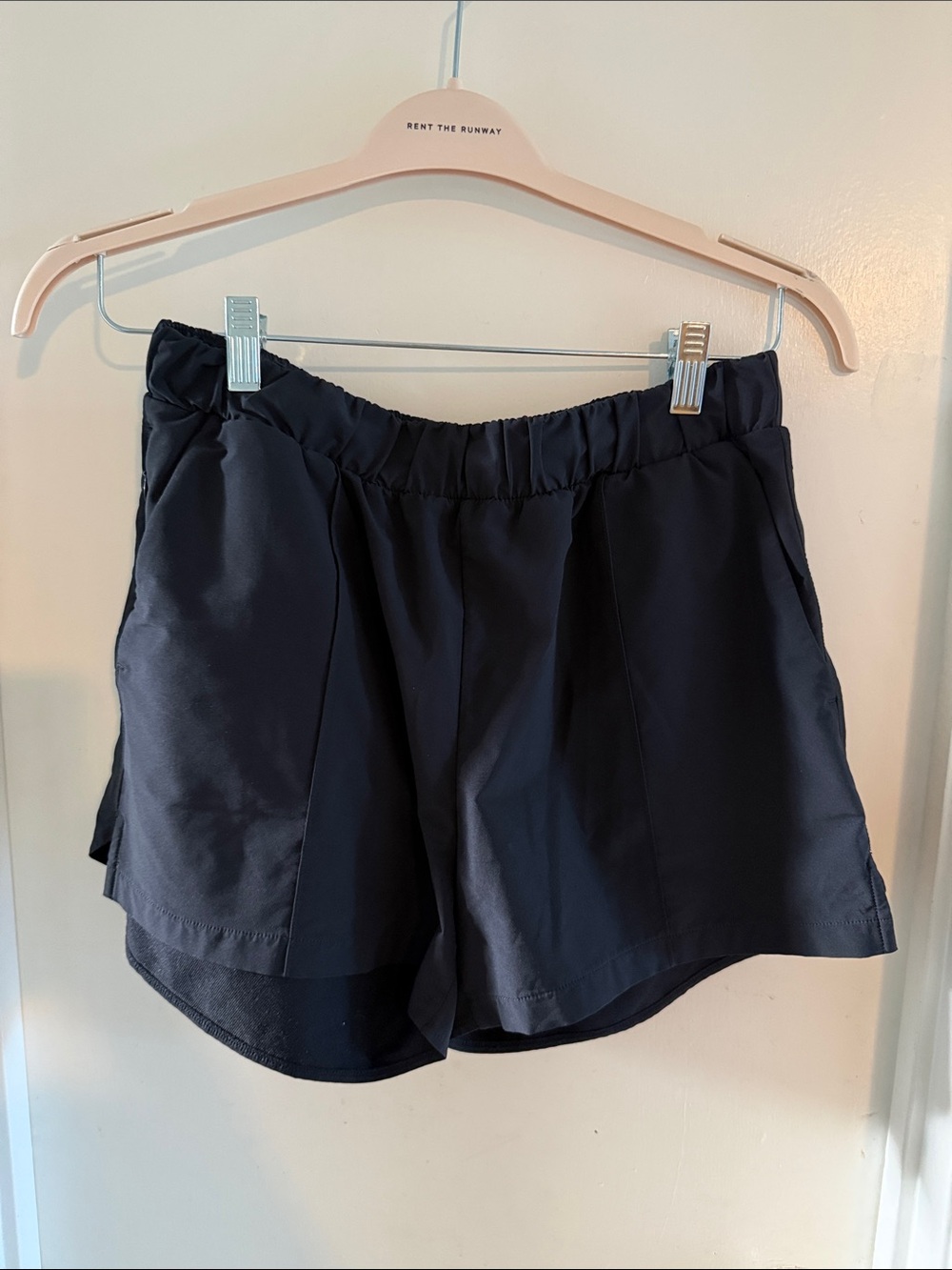 Women's Elastic Waist Performance Shorts - Black